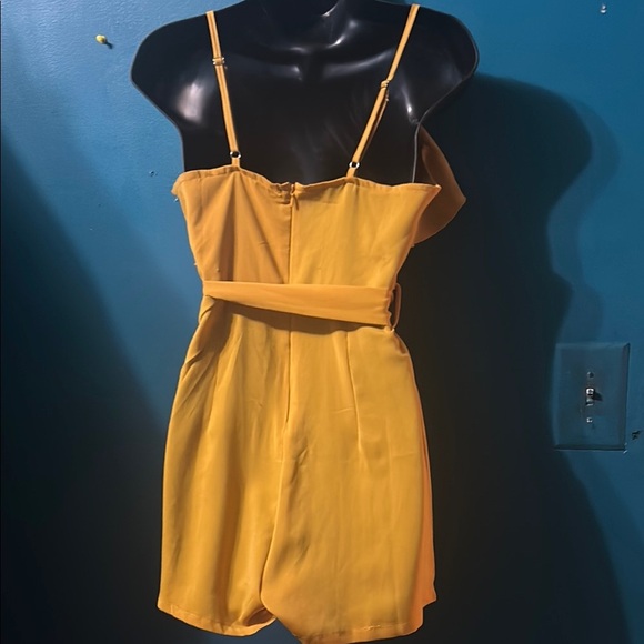 Shein Yellow Romper with Ruffle Details - Picture 4 of 6